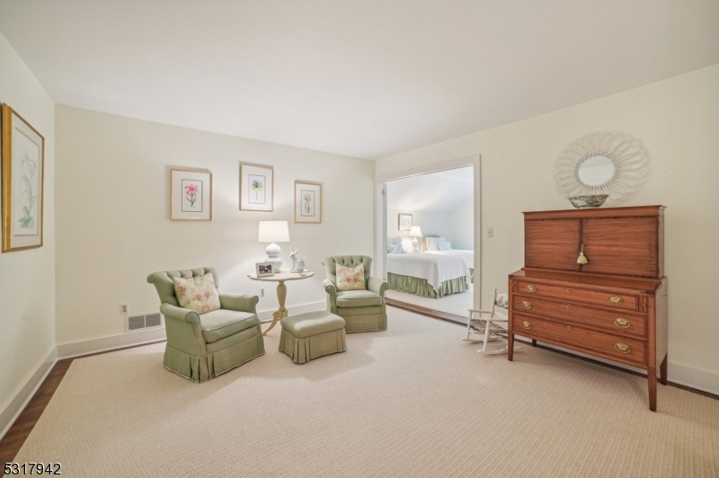 New Vernon - Residential