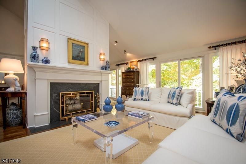 New Vernon - Residential