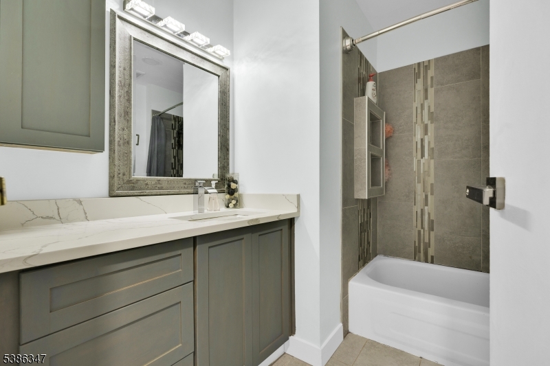 Claremont Hills - Residential