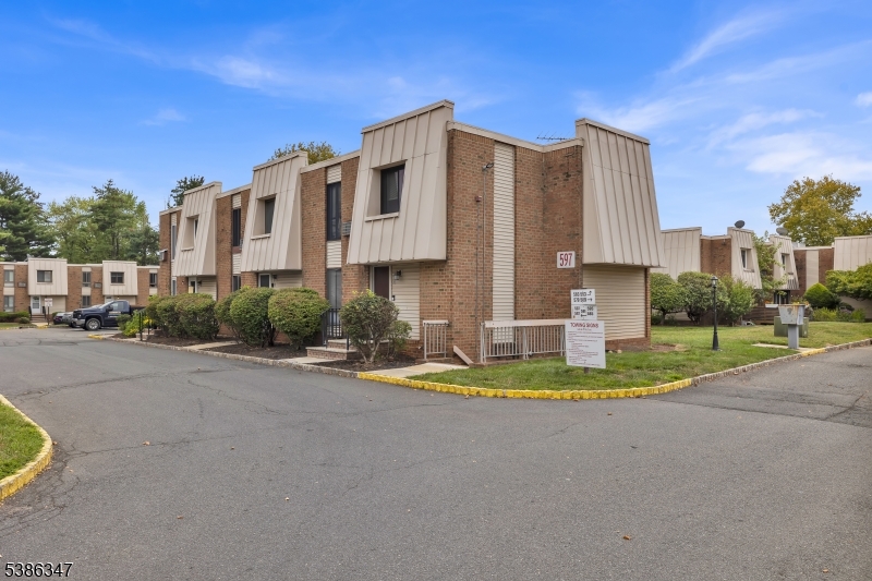 Claremont Hills - Residential