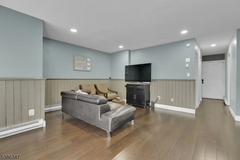 Claremont Hills - Residential