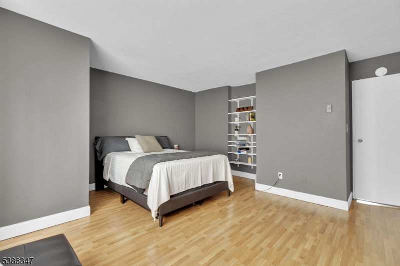 Claremont Hills - Residential