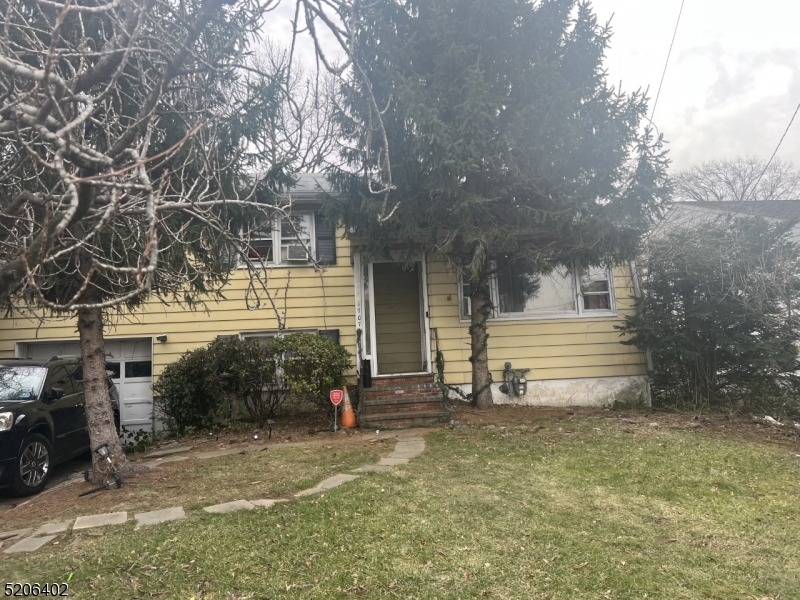 1707 Burnet Ave, Union Twp., NJ 07083 - #: 3831020