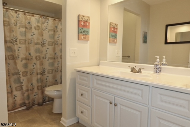 Newton Commons - Residential