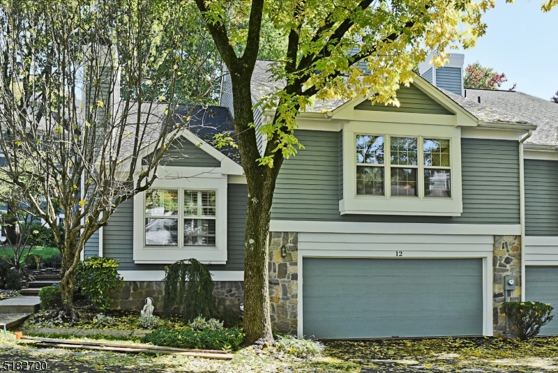 Knollcrest - Residential