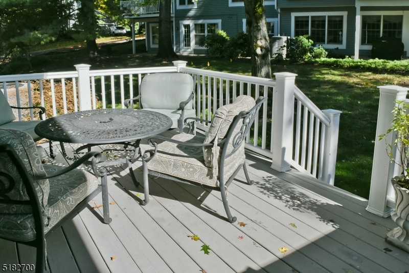 Knollcrest - Residential