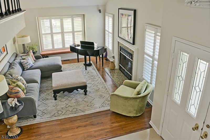 Knollcrest - Residential