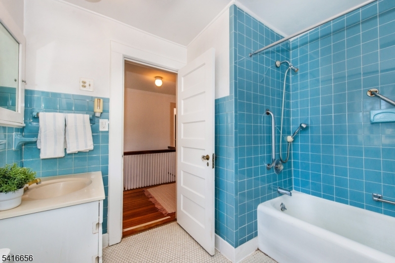 Upper Montclair - Residential