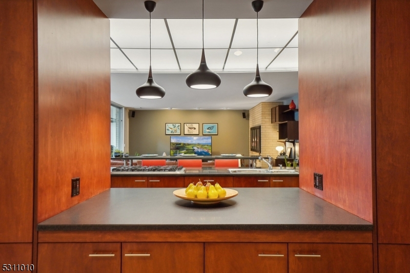 Upper Montclair/Yantacaw - Residential