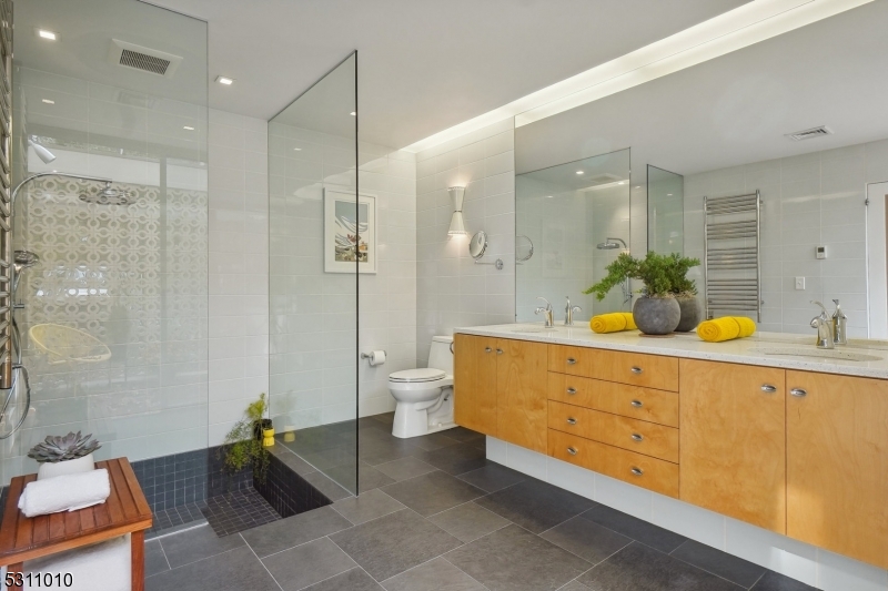 Upper Montclair/Yantacaw - Residential