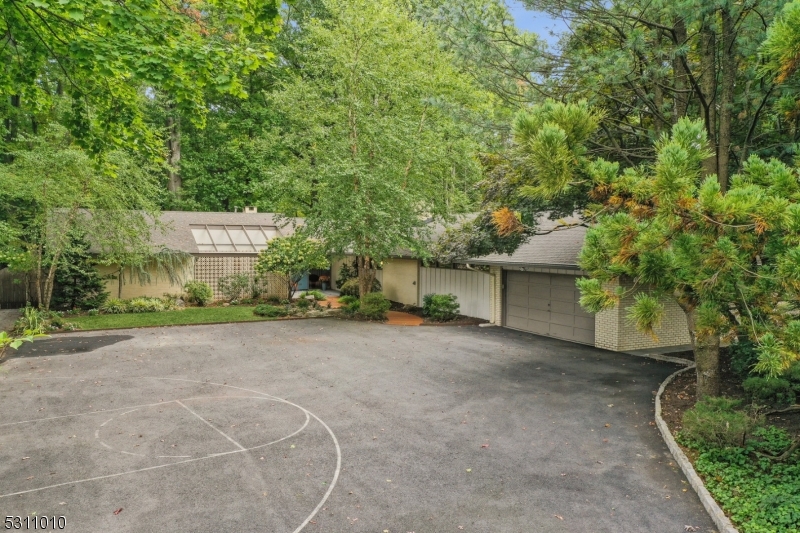 Upper Montclair/Yantacaw - Residential