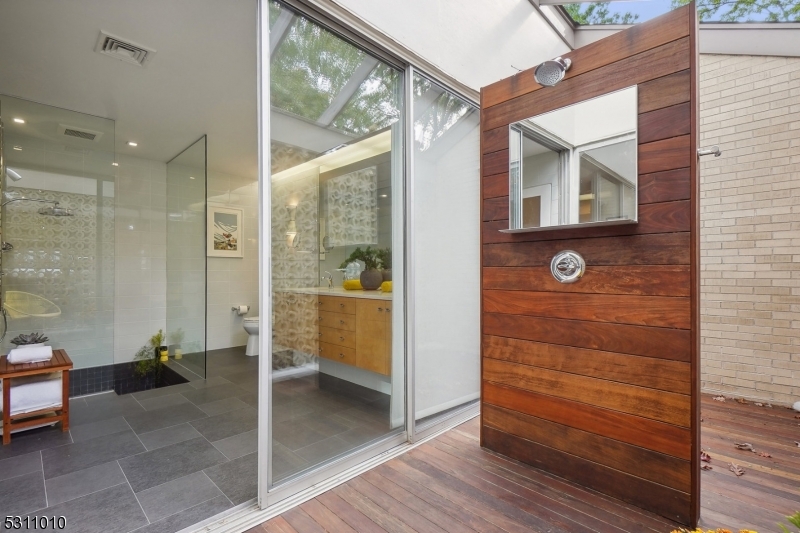 Upper Montclair/Yantacaw - Residential