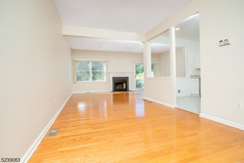 Glenmont Commons - Residential Lease