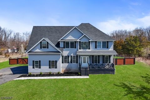 MLS: 3957474