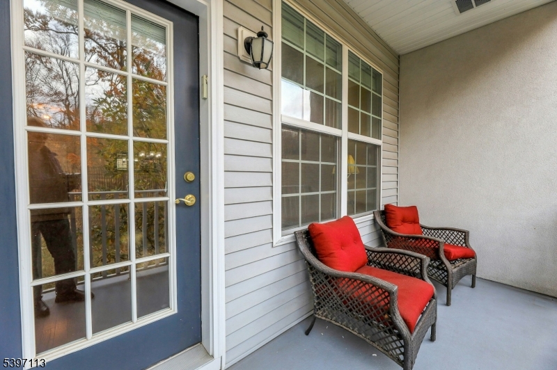 Four Seasons - Residential