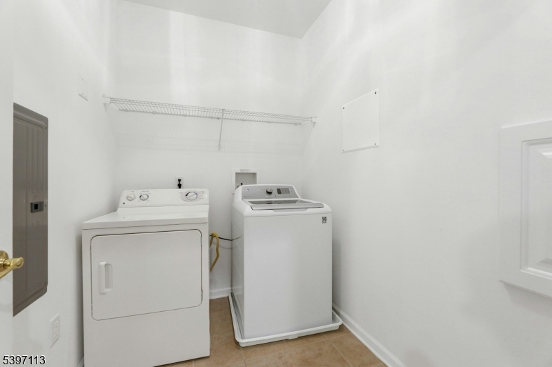 Four Seasons - Residential