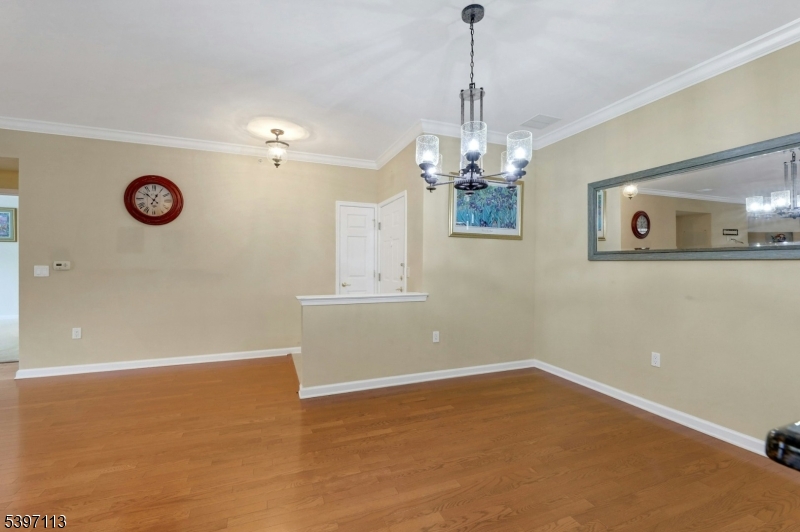 Four Seasons - Residential