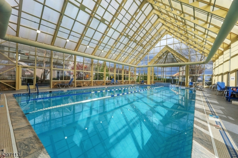 Four Seasons - Residential