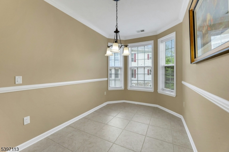 Four Seasons - Residential