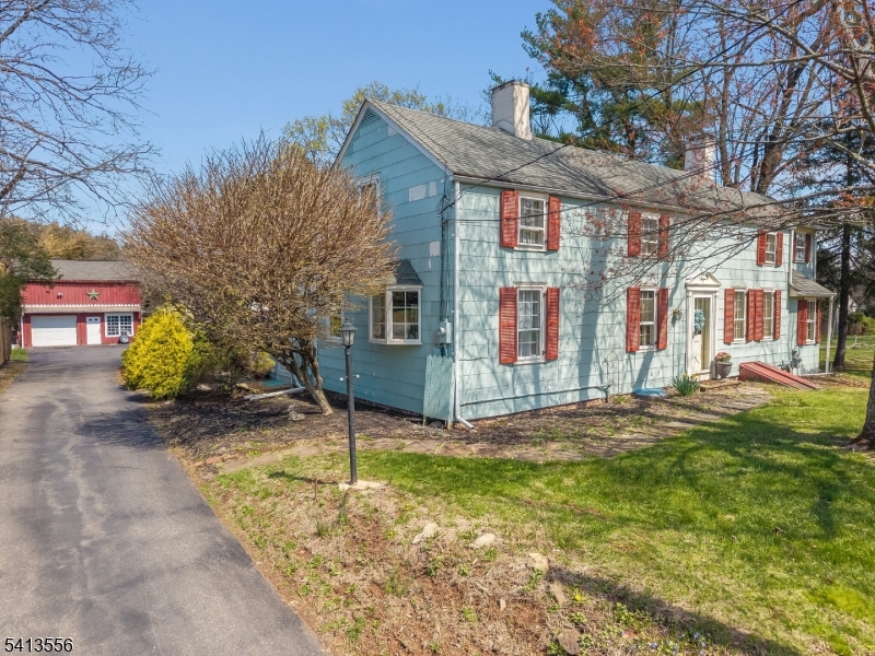 ROBERT HUNTER - Residential