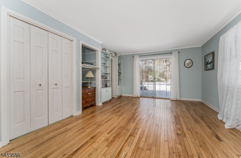 ROBERT HUNTER - Residential