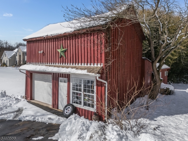 ROBERT HUNTER - Residential