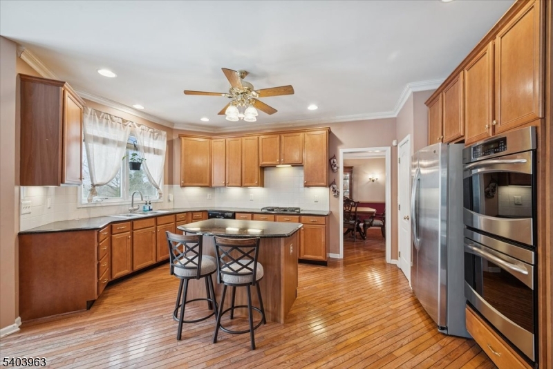 HUNTERDON RIDGE - Residential