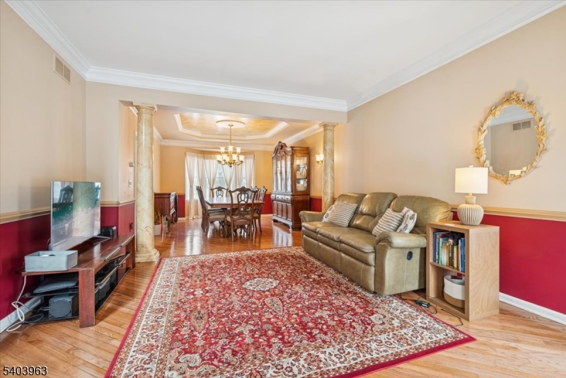 HUNTERDON RIDGE - Residential