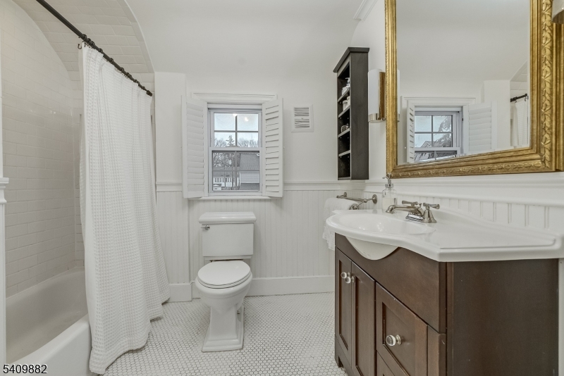 Oakview - Residential