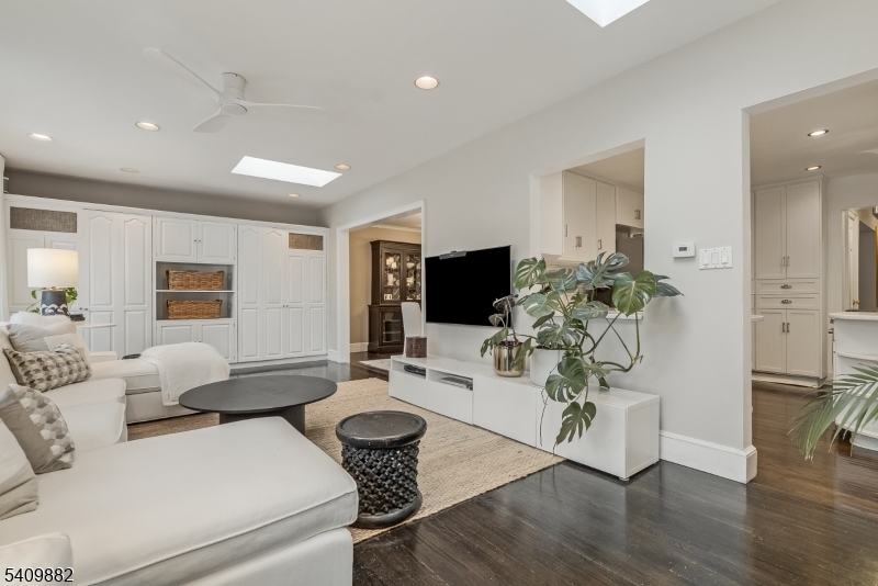 Oakview - Residential