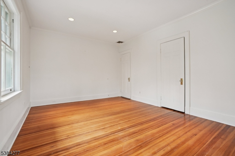 Old Short Hills - Residential