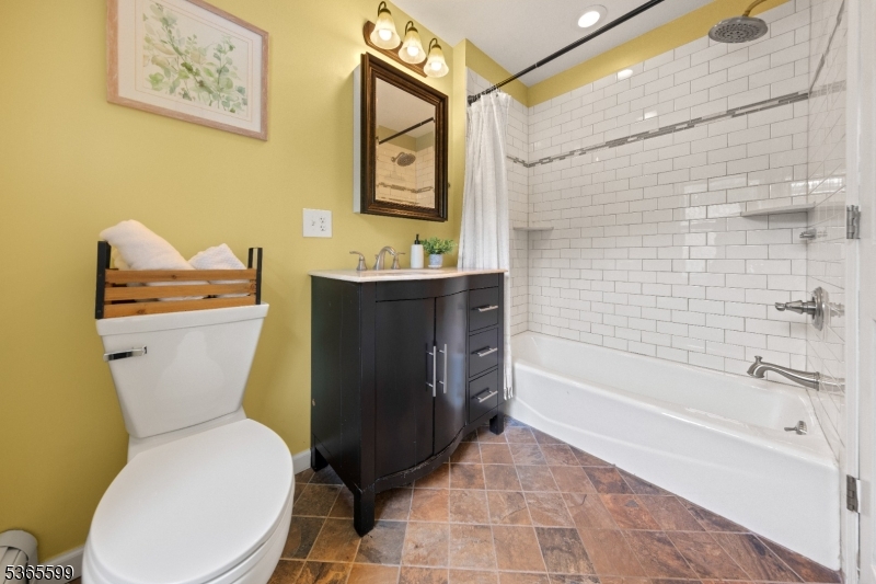 Indian Lake - Residential