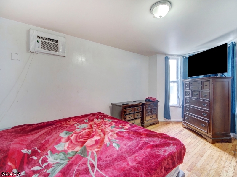 Ironbound Section - Residential Income