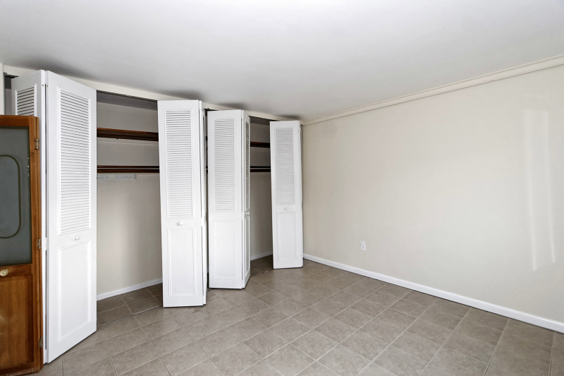 Manor Condominiums - Residential Lease