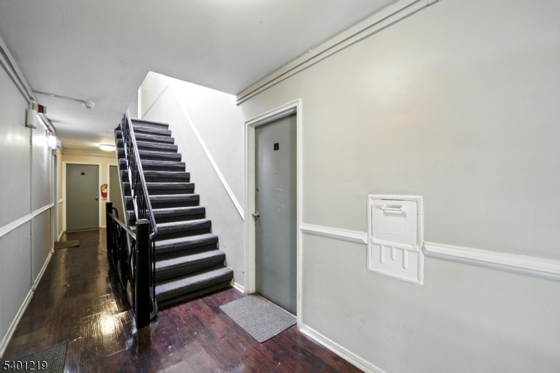 Studios at 819 - Residential Lease