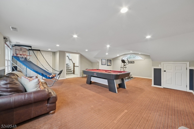 POETS SECTION - Residential