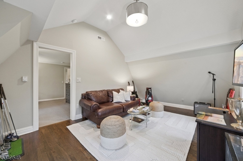 POETS SECTION - Residential