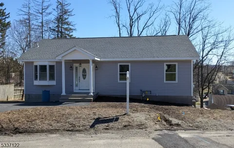 MLS: 3945031