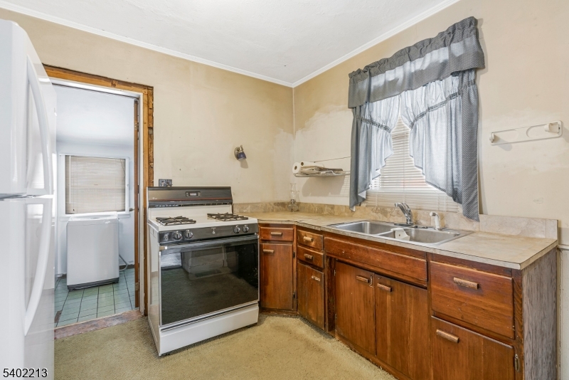 Three Bridges - Residential