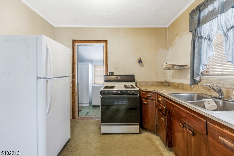 Three Bridges - Residential