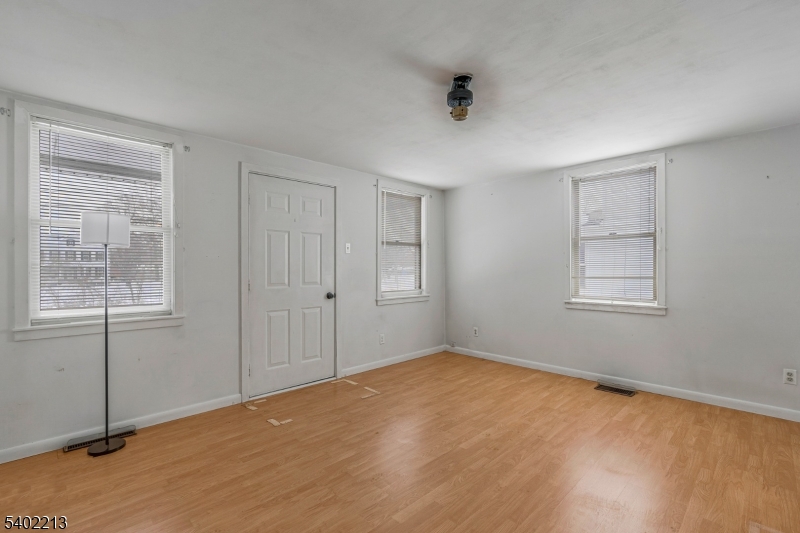 Three Bridges - Residential