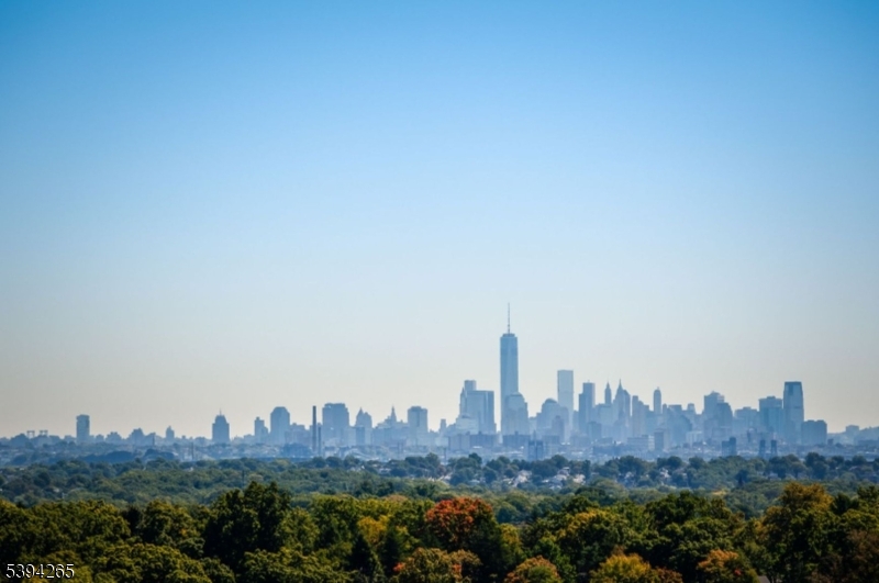 Fullerton Condominium - Residential Lease