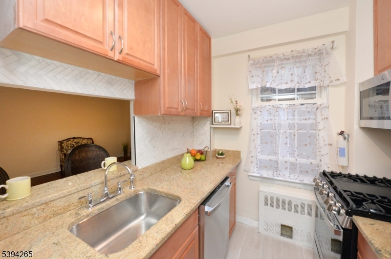 Fullerton Condominium - Residential Lease