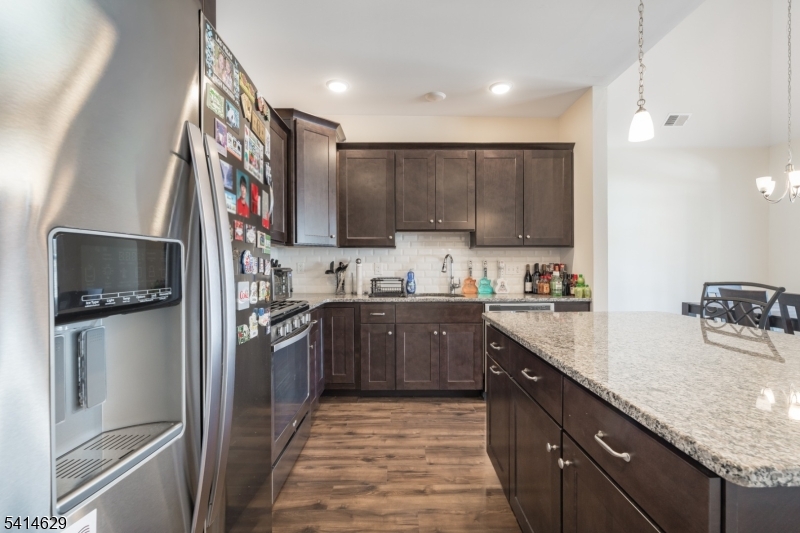 Autumn Point - Residential