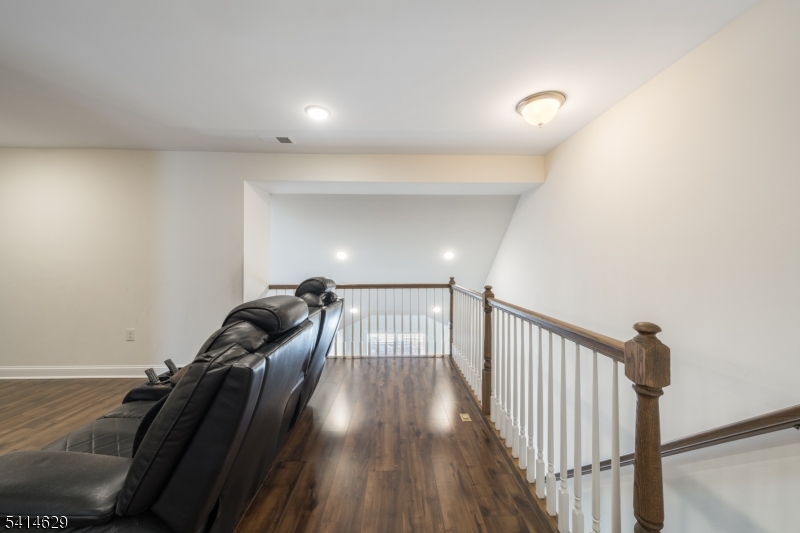 Autumn Point - Residential