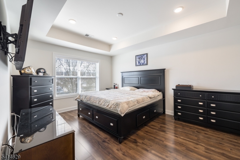 Autumn Point - Residential