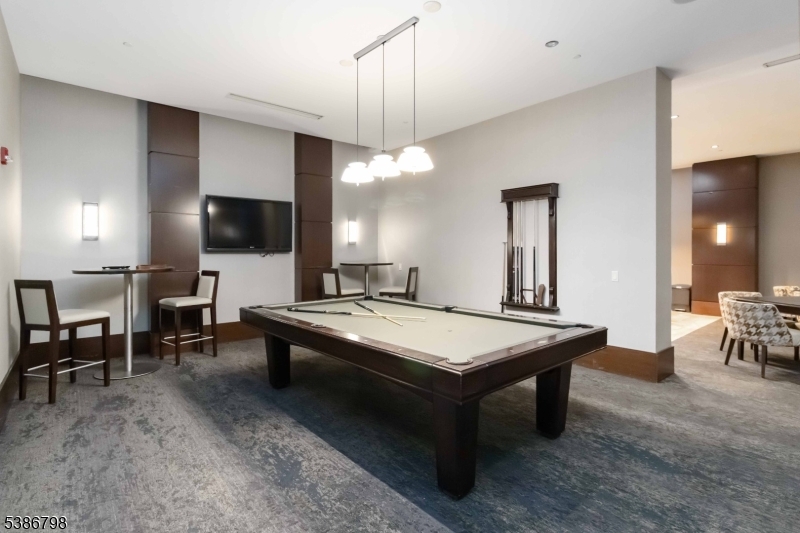 40 Park Place - Residential