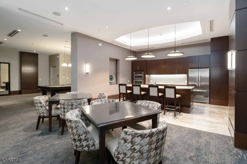 40 Park Place - Residential