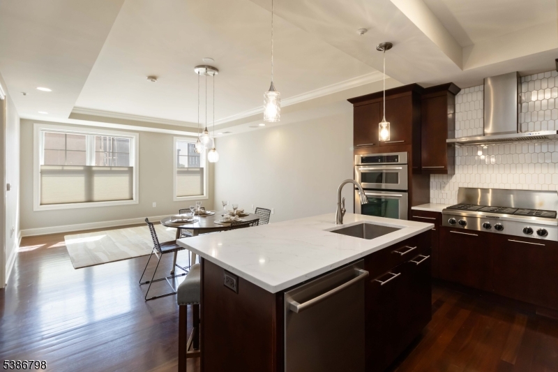 40 Park Place - Residential