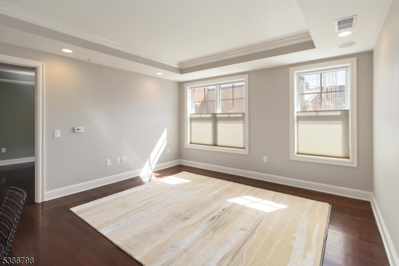 40 Park Place - Residential